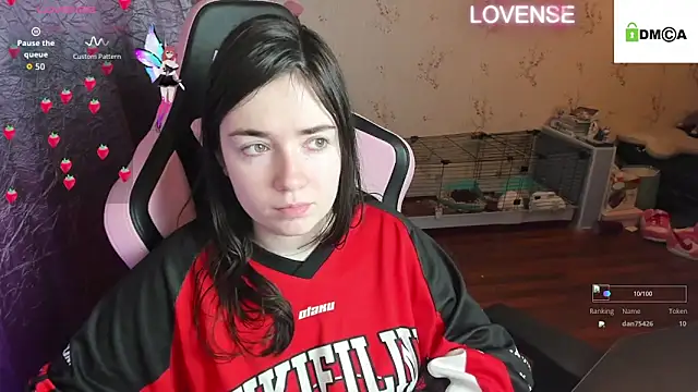 Crazy forest fairy online show from November 2025 10:42:02 PM