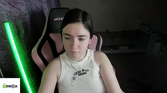 Crazy forest fairy online show from April 2026 03:04:01 AM