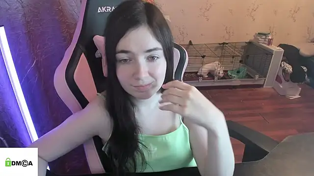 Crazy forest fairy online show from June 2026 11:06:01 PM