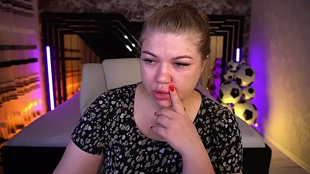 GabbieJay online show from July 2026 12:33:01 PM