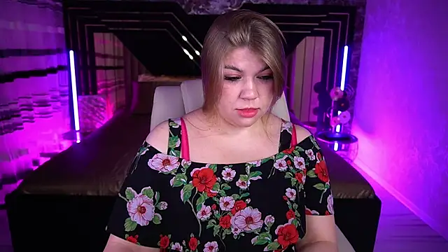 GabbieJay online show from July 2026 12:45:02 PM