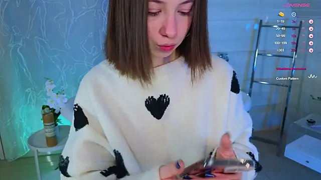 Hayle Hill online show from March 2025 02:28:02 AM