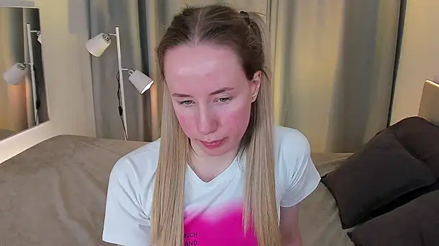 Snapshot of Cassie_Kelman chatting on January 2025 03:09:02 AM Cassie Kelman online show from January 2025 03:09:02 AM