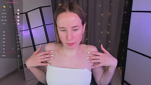 Snapshot of Cassie_Kelman chatting on February 2025 03:08:02 AM Cassie Kelman online show from February 2025 03:08:02 AM