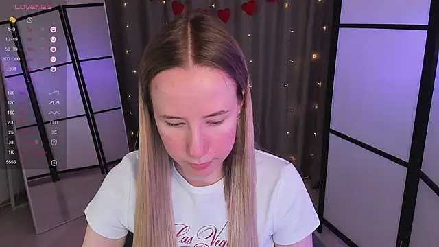 Snapshot of Cassie_Kelman chatting on February 2025 03:04:02 AM Cassie Kelman online show from February 2025 03:04:02 AM