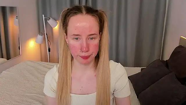 Snapshot of Cassie_Kelman chatting on March 2025 12:12:01 AM Cassie Kelman online show from March 2025 12:12:01 AM