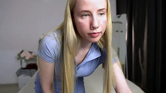 Snapshot of Cassie_Kelman chatting on November 2025 09:28:01 PM Cassie Kelman online show from November 2025 09:28:01 PM