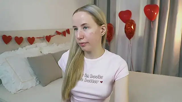 Snapshot of Cassie_Kelman chatting on February 2026 09:33:02 PM Cassie Kelman online show from February 2026 09:33:02 PM