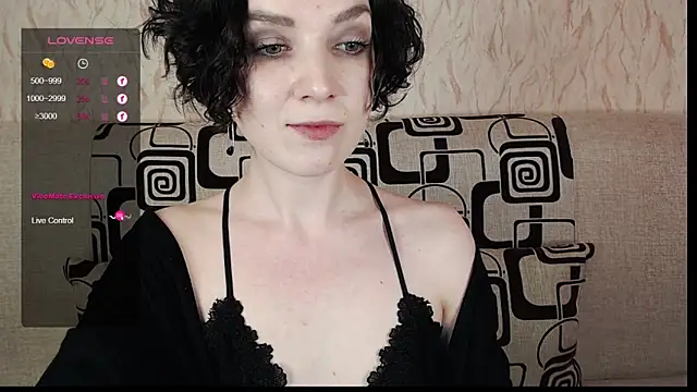 TinaWince online show from March 2025 09:48:02 AM