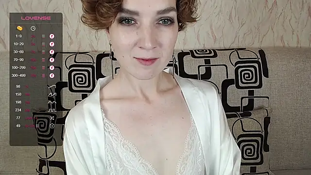 TinaWince online show from September 2025 05:18:02 AM