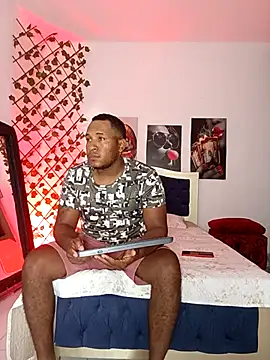 Snapshot of ARTHUR_MINI chatting on November 2025 09:58:01 PM ARTHUR MINI online show from November 2025 09:58:01 PM