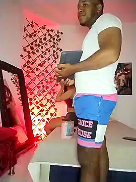 Snapshot of ARTHUR_MINI chatting on November 2025 12:58:01 AM ARTHUR MINI online show from November 2025 12:58:01 AM