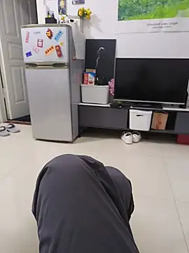 Snapshot of sweet--mm chatting on November 2025 09:31:01 AM sweet--mm online show from November 2025 09:31:01 AM