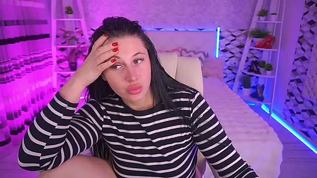 ArianaDarkk online show from May 2026 07:55:02 PM