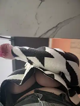 Snapshot of Teya_moon_ chatting on January 2025 12:10:01 PM Teya moon online show from January 2025 12:10:01 PM