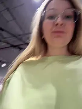 Snapshot of Teya_moon_ chatting on January 2025 11:24:01 AM Teya moon online show from January 2025 11:24:01 AM