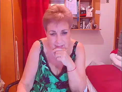 Snapshot of Victoria5643 chatting on December 2025 04:38:01 PM Victoria5643 online show from December 2025 04:38:01 PM