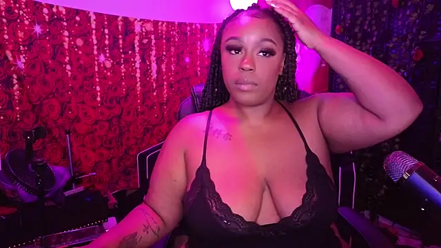 cheriserozequeen online show from May 2026 11:01:04 PM