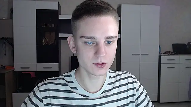 angryzan online show from January 2025 04:06:02 AM