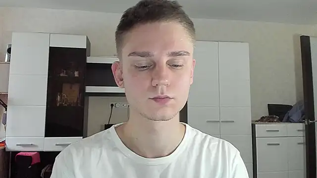 angryzan online show from January 2025 10:34:01 AM