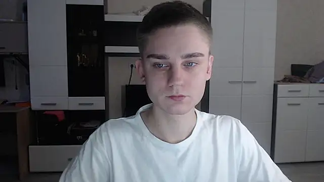 angryzan online show from January 2025 04:47:01 AM