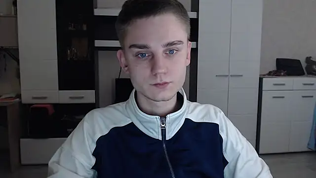 angryzan online show from February 2025 10:14:02 AM