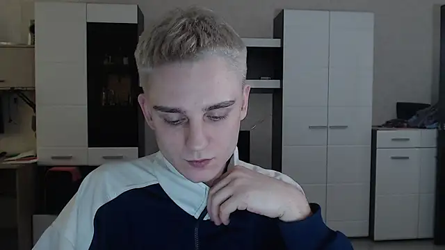 angryzan online show from February 2025 10:38:02 AM