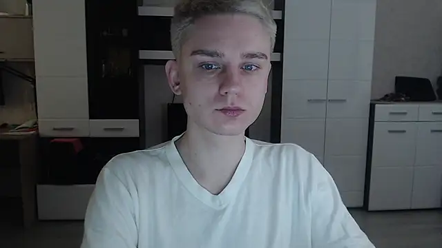 angryzan online show from February 2025 04:49:01 AM