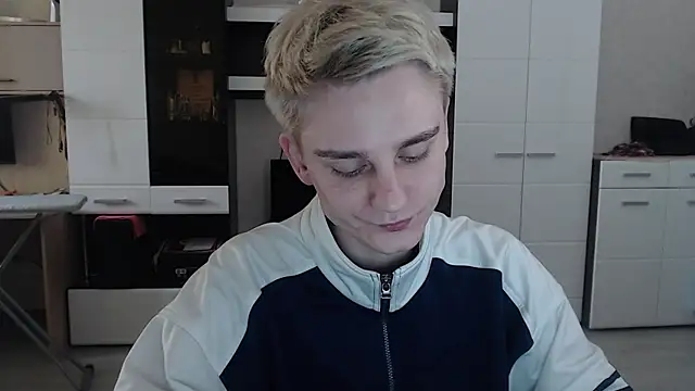 angryzan online show from March 2025 10:25:02 AM