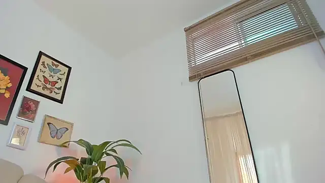 SofiMeza online show from July 2026 12:22:01 PM