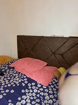 Sofia Queen17 online show from September 2025 10:51:01 AM