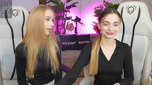 Snapshot of Lana_Pulse chatting on December 2024 11:26:02 PM Lana Pulse online show from December 2024 11:26:02 PM