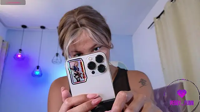 Peggy Funn online show from January 2025 01:10:02 AM