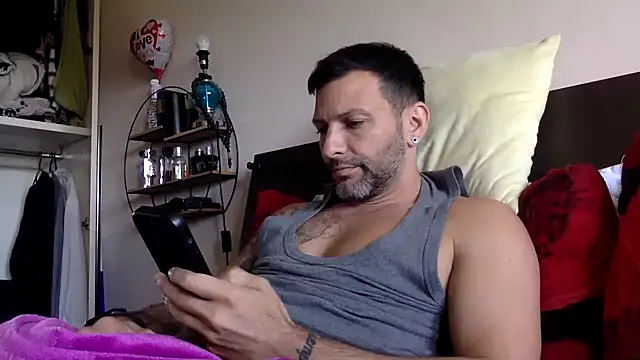 Snapshot of goroasroma90 chatting on April 2026 01:16:01 PM goroasroma90 online show from April 2026 01:16:01 PM