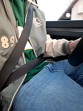 Zeefy online show from December 2024 08:00:02 AM