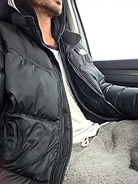 Zeefy online show from December 2025 08:21:01 AM