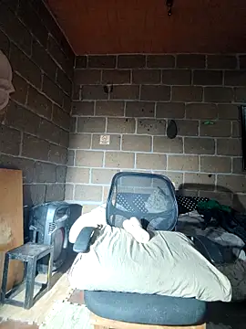 Snapshot of Pitudo20cmm chatting on November 2025 10:06:02 AM Pitudo20cmm online show from November 2025 10:06:02 AM