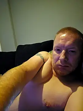 walker1979 online show from July 2026 03:32:01 PM
