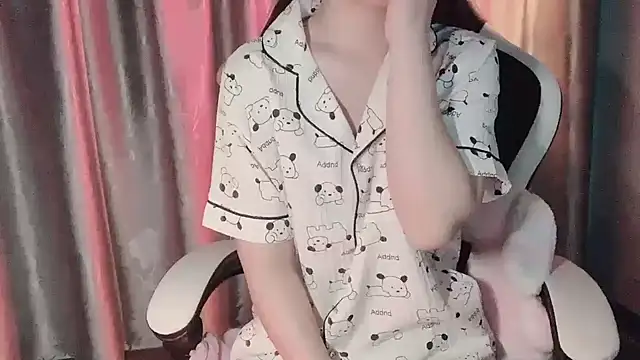 Snapshot of _Ely_ chatting on March 2025 10:04:02 PM Ely online show from March 2025 10:04:02 PM