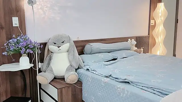 Snapshot of _Ely_ chatting on October 2025 03:55:02 PM Ely online show from October 2025 03:55:02 PM