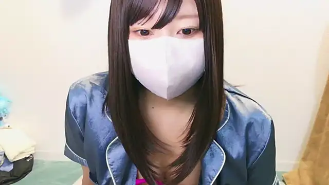 Snapshot of YUTSU_KI chatting on February 2025 09:39:01 PM YUTSU KI online show from February 2025 09:39:01 PM