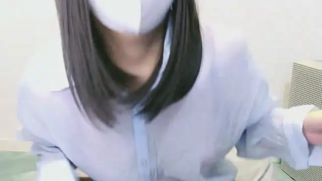 Snapshot of YUTSU_KI chatting on October 2025 02:40:01 PM YUTSU KI online show from October 2025 02:40:01 PM