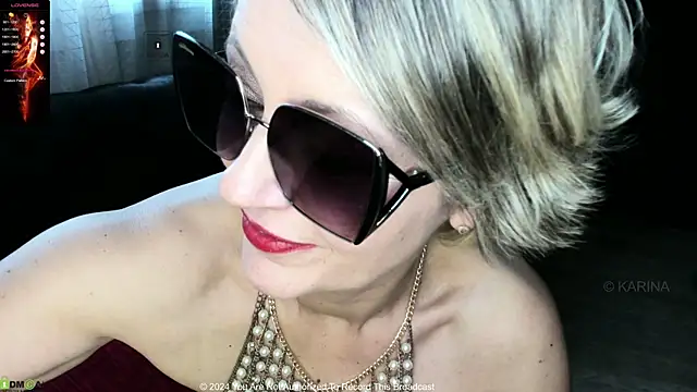 Snapshot of KARINASPALACIOS chatting on February 2025 01:11:02 PM KARINASPALACIOS online show from February 2025 01:11:02 PM