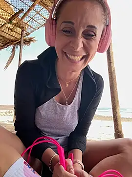 therealbeverlycious online show from March 2026 12:46:01 PM