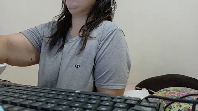 Snapshot of ladydeathz chatting on November 2025 08:22:01 PM ladydeathz online show from November 2025 08:22:01 PM