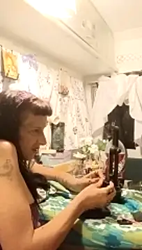 whitetrashdirtyslut online show from March 2026 01:31:02 AM