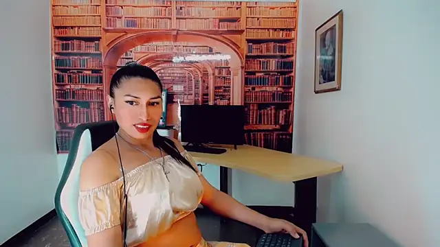 khiara moretti online show from December 2024 10:32:01 PM