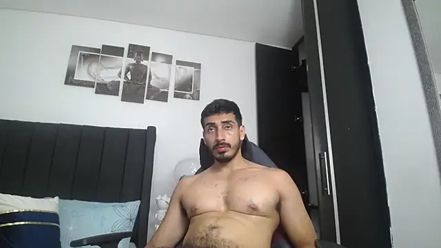 Snapshot of muscle_ares chatting on February 2025 01:44:02 AM muscle ares online show from February 2025 01:44:02 AM