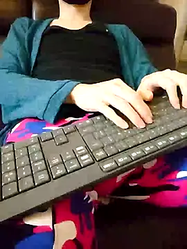 Snapshot of --MIKASA-- chatting on February 2025 05:20:01 AM --MIKASA-- online show from February 2025 05:20:01 AM