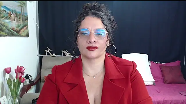 Snapshot of Aleja_Gonzales chatting on June 2026 03:59:02 AM Aleja Gonzales online show from June 2026 03:59:02 AM